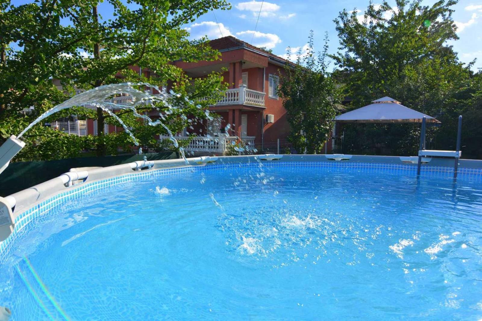 Apartmani Suncica Vrnjačka Banja Exterior foto